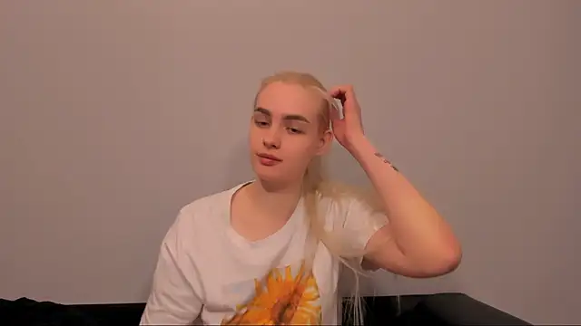 OliviaKisss online show from 23, 3, 2026