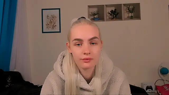 OliviaKisss online show from 25, 4, 2026