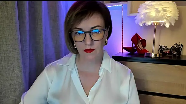 Snapshot of feliziaDesire chatting on 29, 9, 2025 feliziaDesire online show from 29, 9, 2025