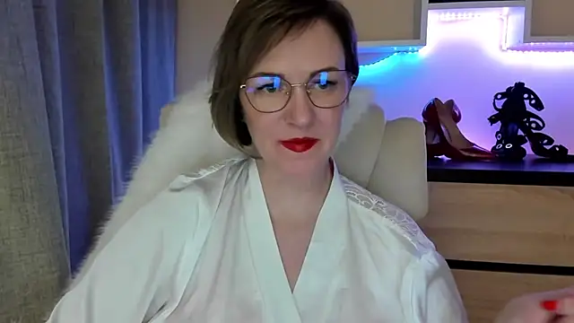 Snapshot of feliziaDesire chatting on 9, 2, 2026 feliziaDesire online show from 9, 2, 2026