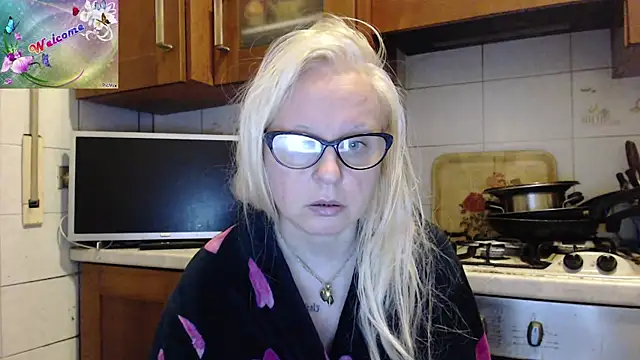 martachatte online show from 9, 10, 2025