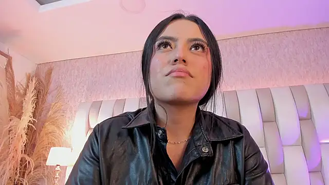 Rebeca jones online show from 18, 2, 2026