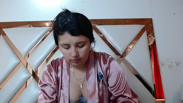 nathaly low1 online show from 11, 2, 2026