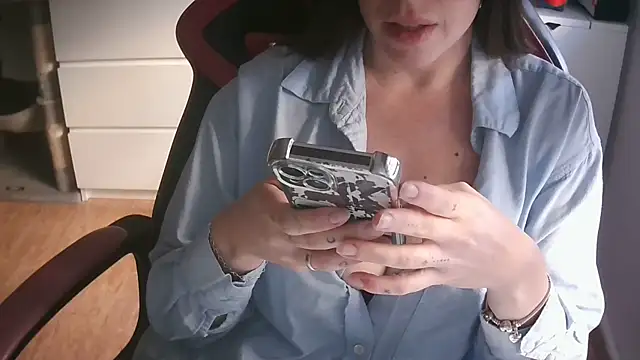 LunaGuerraxx online show from 25, 3, 2026