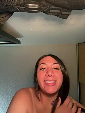 Snapshot of BustiBunny69 chatting on 23, 7, 2026 BustiBunny69 online show from 23, 7, 2026