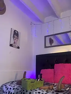 lonely shewolf online show from 21, 11, 2025