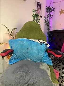 lonely shewolf online show from 20, 2, 2026