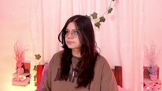 Snapshot of Mey_moon chatting on 19, 2, 2025 Mey moon online show from 19, 2, 2025