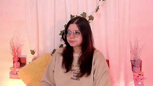 Snapshot of Mey_moon chatting on 28, 2, 2025 Mey moon online show from 28, 2, 2025