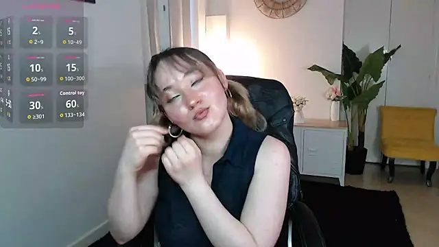 Crystal-dreamt online show from 31, 5, 2026