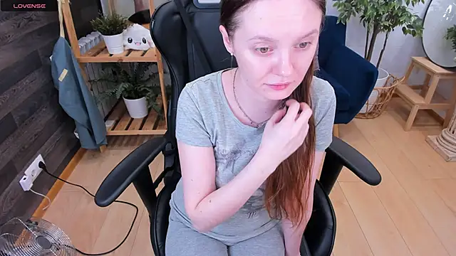 JannaVerdi  online show from 4, 3, 2025