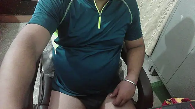 Snapshot of rentarob chatting on 21, 10, 2025 rentarob online show from 21, 10, 2025