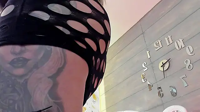 Snapshot of nicollette_miller chatting on 28, 1, 2025 nicollette miller online show from 28, 1, 2025