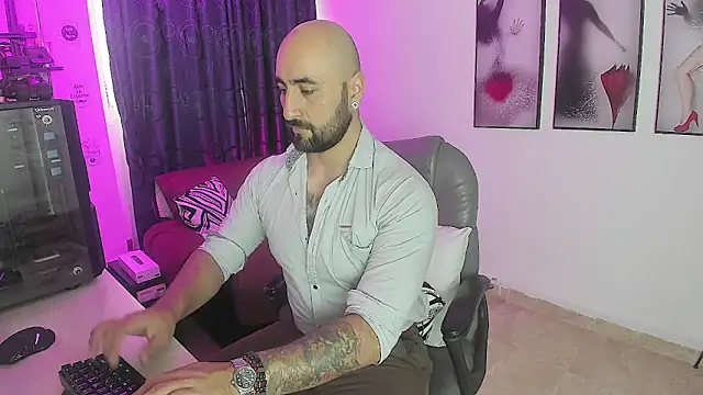 Leon 1234 online show from 8, 1, 2025