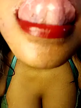 Hotlisa online show from 26, 11, 2025