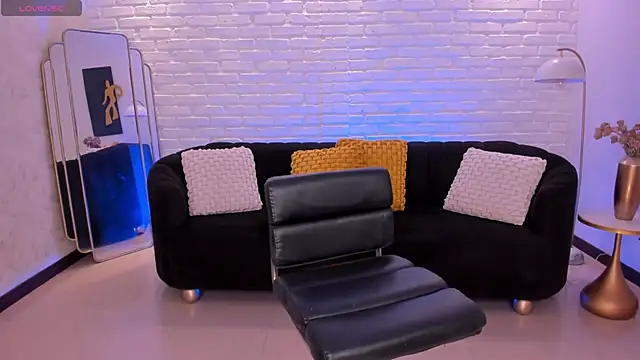 Snapshot of BiancaPierce chatting on 9, 2, 2026 BiancaPierce online show from 9, 2, 2026