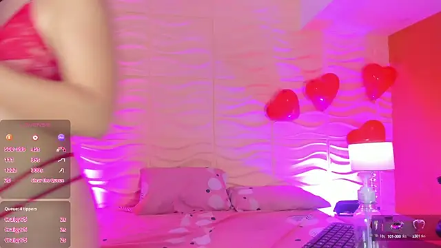 LucianaCarter online show from 15, 2, 2025