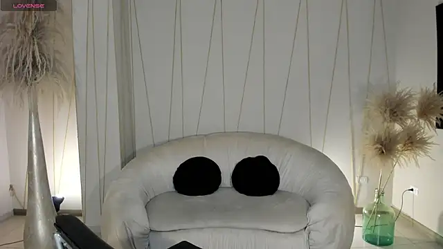 Snapshot of SunnyRivers chatting on 7, 10, 2025 SunnyRivers online show from 7, 10, 2025