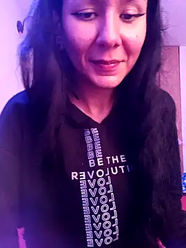 LissaThompsom online show from 31, 12, 2024