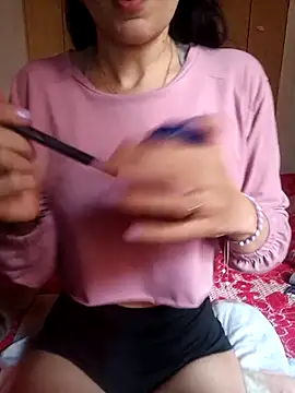 LissaThompsom online show from 7, 3, 2025