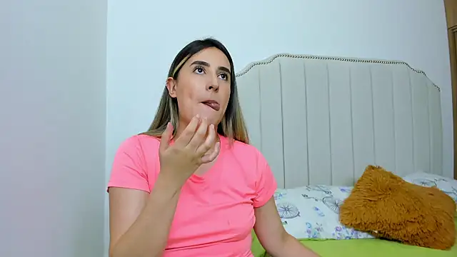 Hanna86 online show from 7, 2, 2025