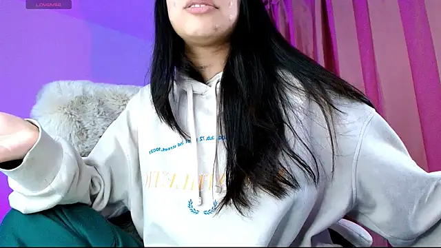 AmyOlimpo online show from 12, 11, 2025