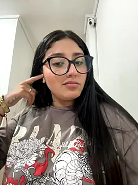 croftsmila online show from 4, 11, 2025