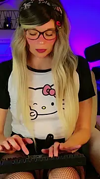 Kittychatte online show from 9, 6, 2026