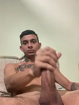 Snapshot of fran777775 chatting on 4, 3, 2026 fran777775 online show from 4, 3, 2026