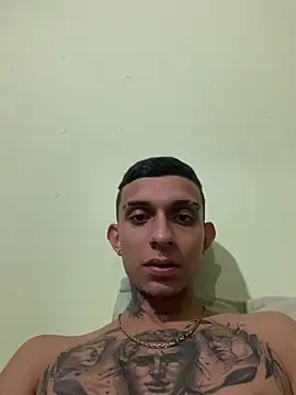 Snapshot of fran777775 chatting on 8, 3, 2026 fran777775 online show from 8, 3, 2026