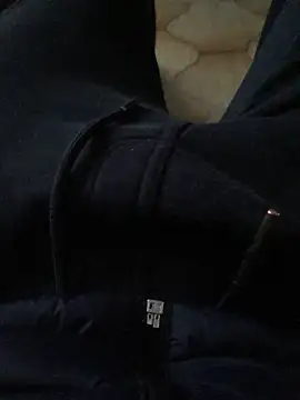 Snapshot of MoochedTape chatting on 18, 12, 2024 MoochedTape online show from 18, 12, 2024