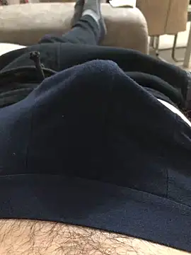 Snapshot of MoochedTape chatting on 3, 1, 2025 MoochedTape online show from 3, 1, 2025