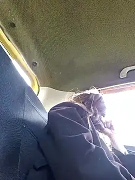 Sam Sara online show from 10, 4, 2026