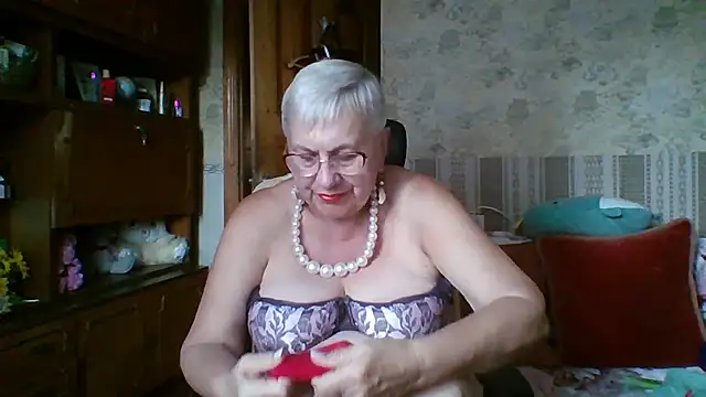 Snapshot of SweetCherry27 chatting on 15, 7, 2026 SweetCherry27 online show from 15, 7, 2026