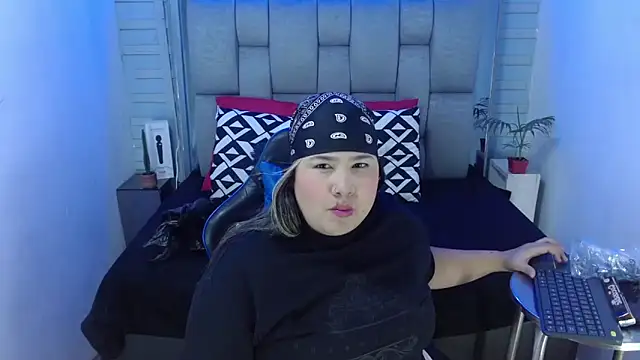 evelin zaens online show from 22, 11, 2025