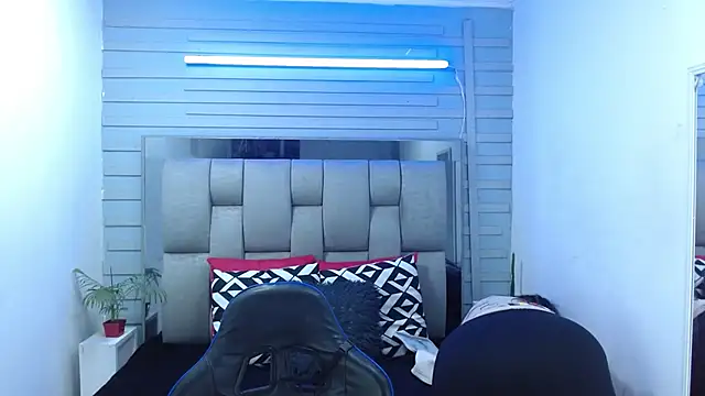 evelin zaens online show from 24, 3, 2026