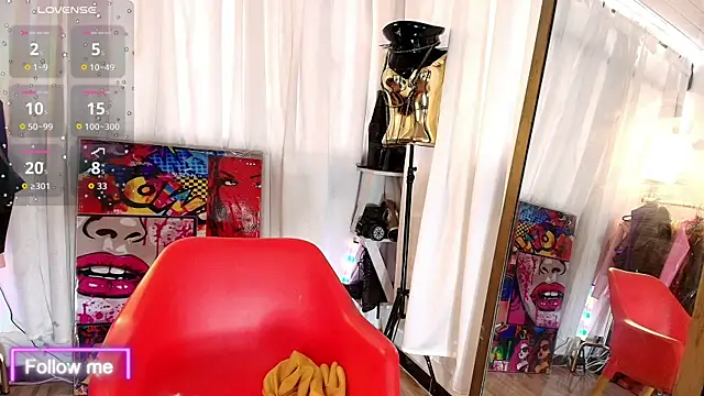 LatexDevil Blondie online show from 15, 12, 2025