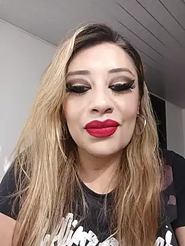 LatexDevil Blondie online show from 8, 7, 2026