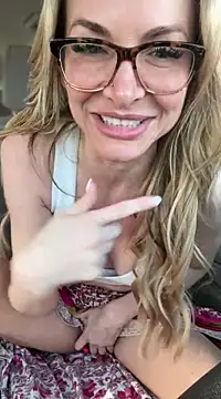 Snapshot of MessyNastyQueen chatting on 15, 12, 2024 MessyNastyQueen online show from 15, 12, 2024