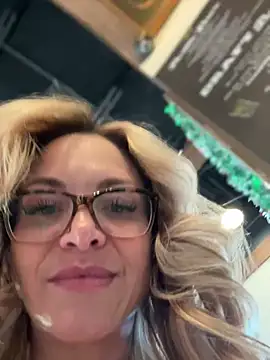 Snapshot of MessyNastyQueen chatting on 21, 12, 2024 MessyNastyQueen online show from 21, 12, 2024