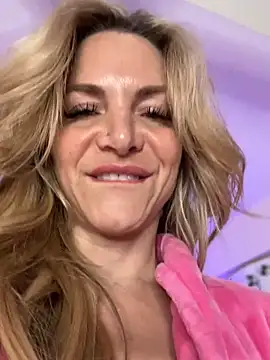 Snapshot of MessyNastyQueen chatting on 22, 12, 2024 MessyNastyQueen online show from 22, 12, 2024