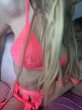 Snapshot of MessyNastyQueen chatting on 5, 2, 2025 MessyNastyQueen online show from 5, 2, 2025