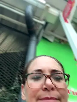 Snapshot of MessyNastyQueen chatting on 14, 9, 2025 MessyNastyQueen online show from 14, 9, 2025