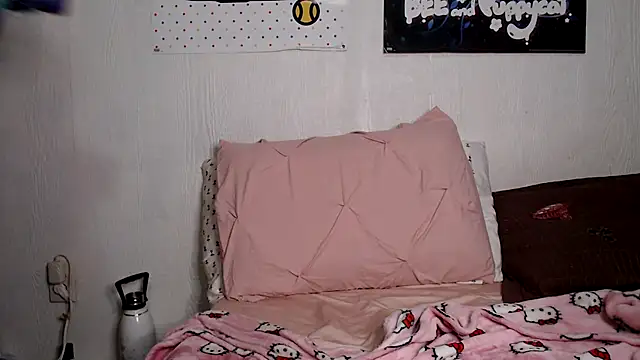 Cupcakecutie449 online show from 16, 2, 2025