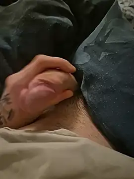 Snapshot of SexyGoldBoy22 chatting on 17, 2, 2026 SexyGoldBoy22 online show from 17, 2, 2026