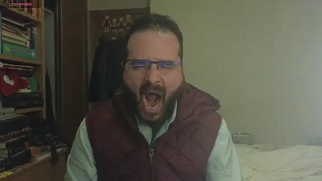 curiosillo83 online show from 5, 3, 2025