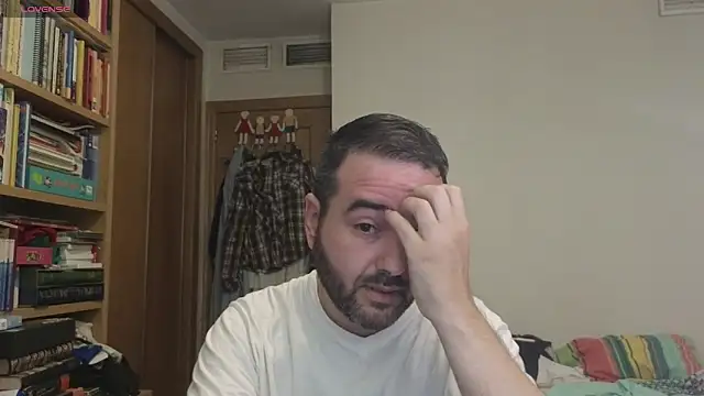 curiosillo83 online show from 5, 10, 2025