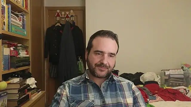 curiosillo83 online show from 23, 5, 2026