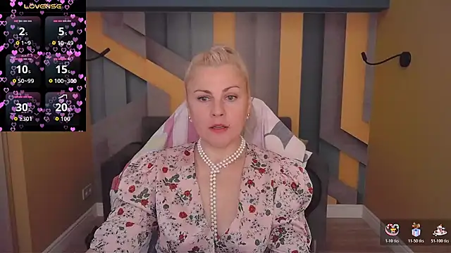 Candy Long online show from 17, 7, 2026
