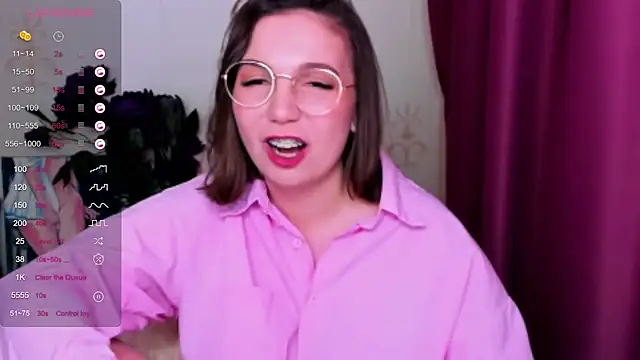 KindHazelHere  online show from 13, 3, 2025